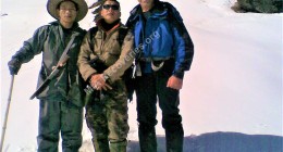 Guide, Tapir and Clayton<br /> on Shidibi Mtn.