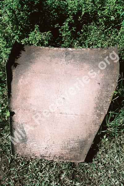 Rice winnowing tray made from wreckage