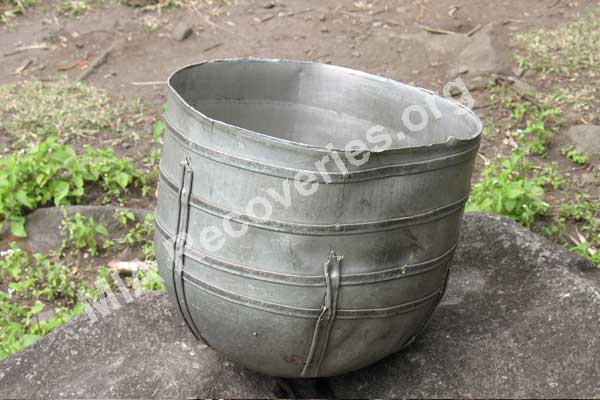 Cooking pot made from wreckage