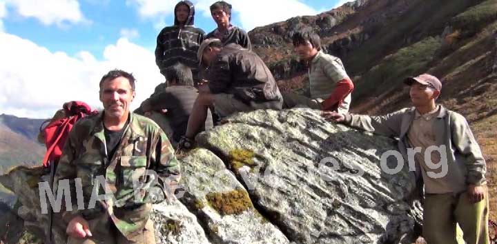 Porters and Clayton on mountain pass