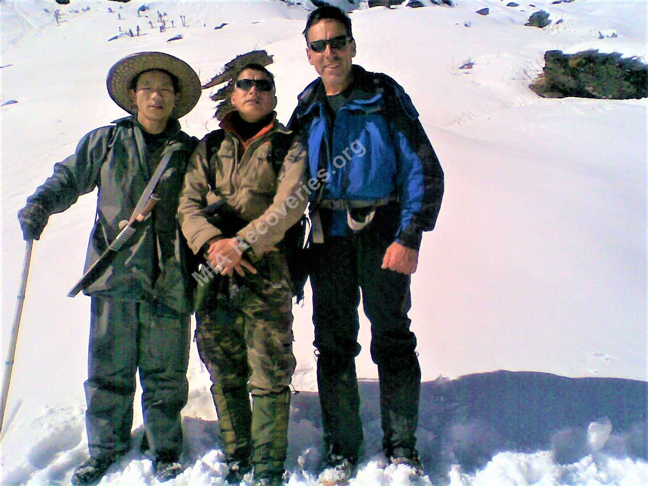 Guide, Tapir and Clayton<br /> on Shidibi Mtn.